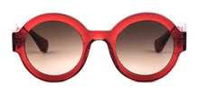 Charger l&#39;image dans la galerie, Lunettes de Soleil Femme Authentique GIGI BARCELONA modèle LAURA en Acétate bordeaux transparent et verres marrons dégradés
